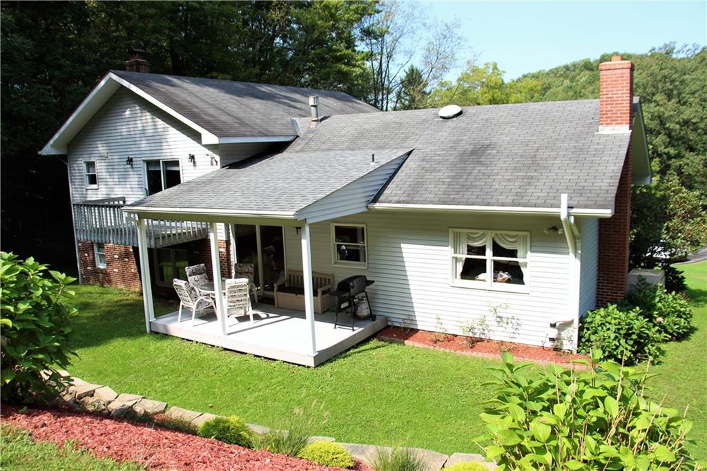 1040 Donnellville Road Natrona Heights, PA 15065 - Photo 22 of 25 Gallery Image 22
