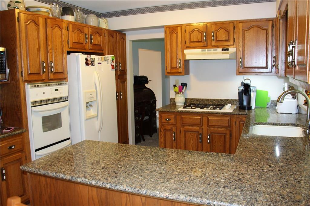 1040 Donnellville Road Natrona Heights, PA 15065 - Photo 7 of 25 Gallery Image 7