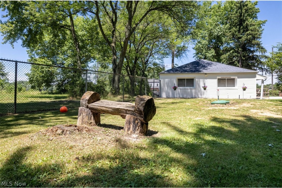 2172 Wadsworth Road Norton, OH 44203 - Photo 5 of 27 Gallery Image 5