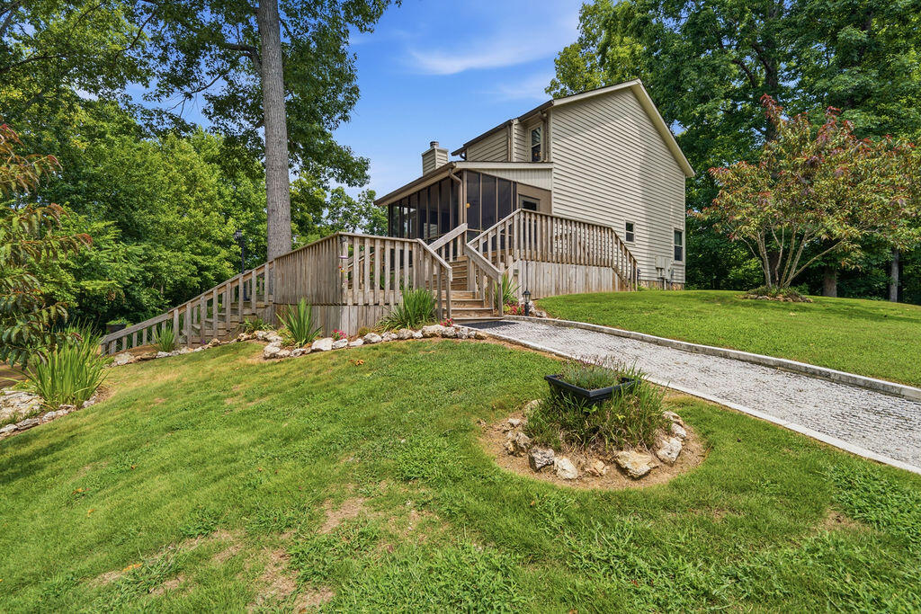3922 Highway 2 Dalton, GA 30721 - Photo 11 of 145 3922Highway2-8