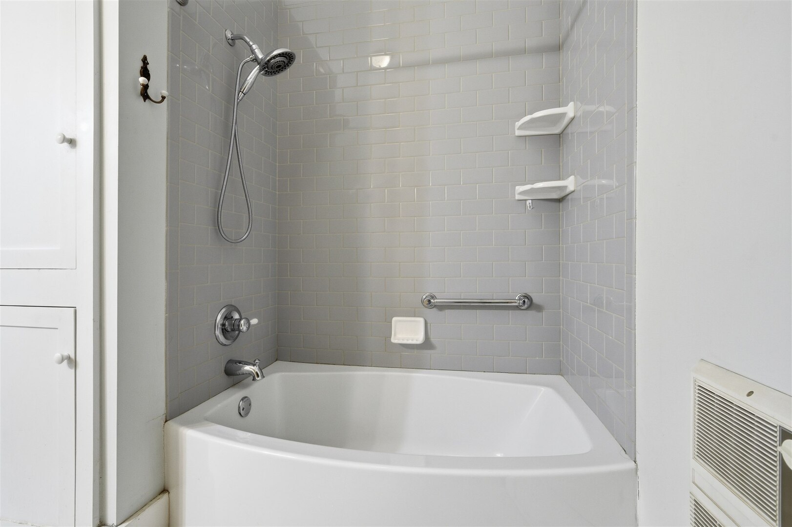 305 East Chestnut Street Bloomington, IL 61701 - Photo 16 of 21