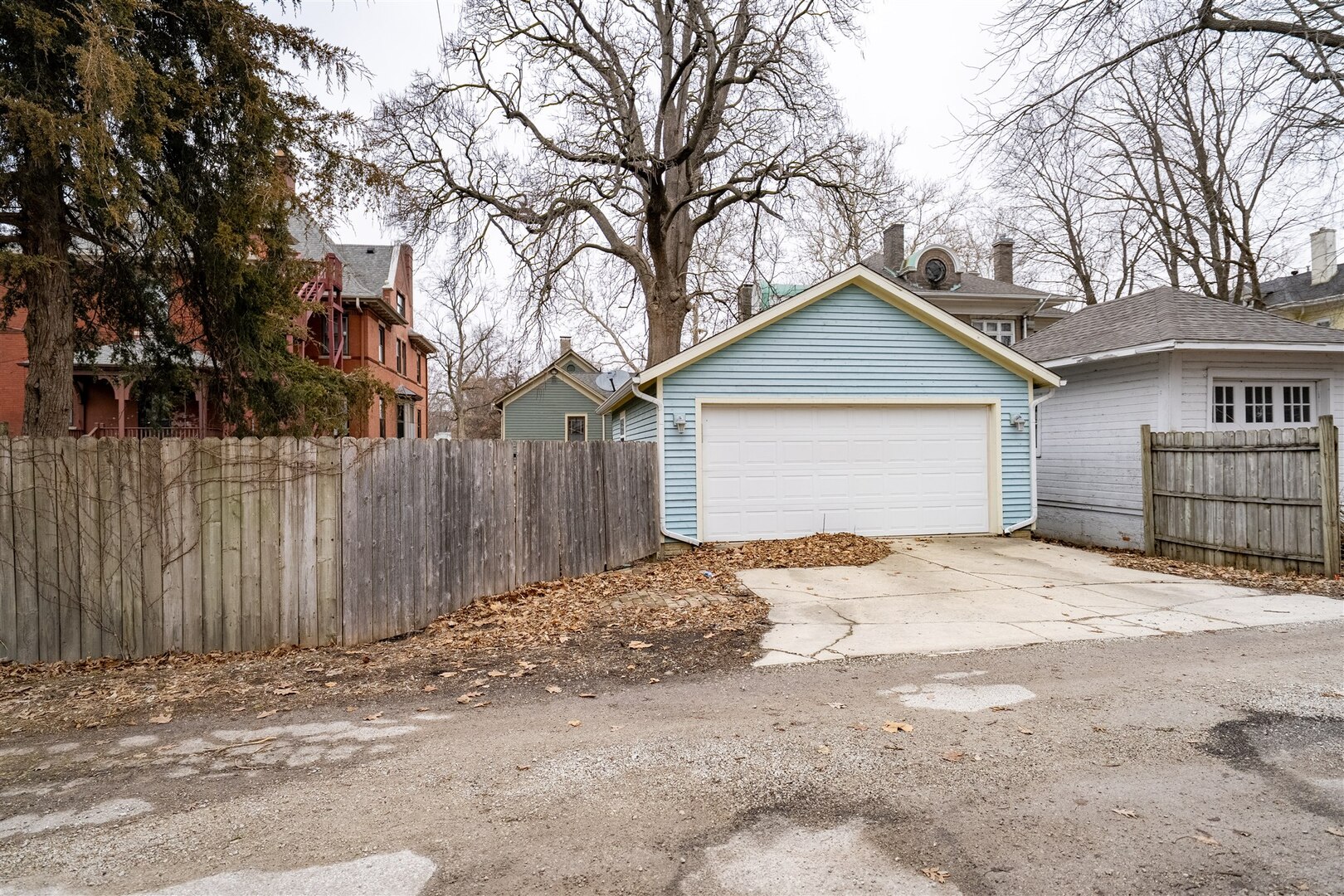 305 East Chestnut Street Bloomington, IL 61701 - Photo 20 of 21