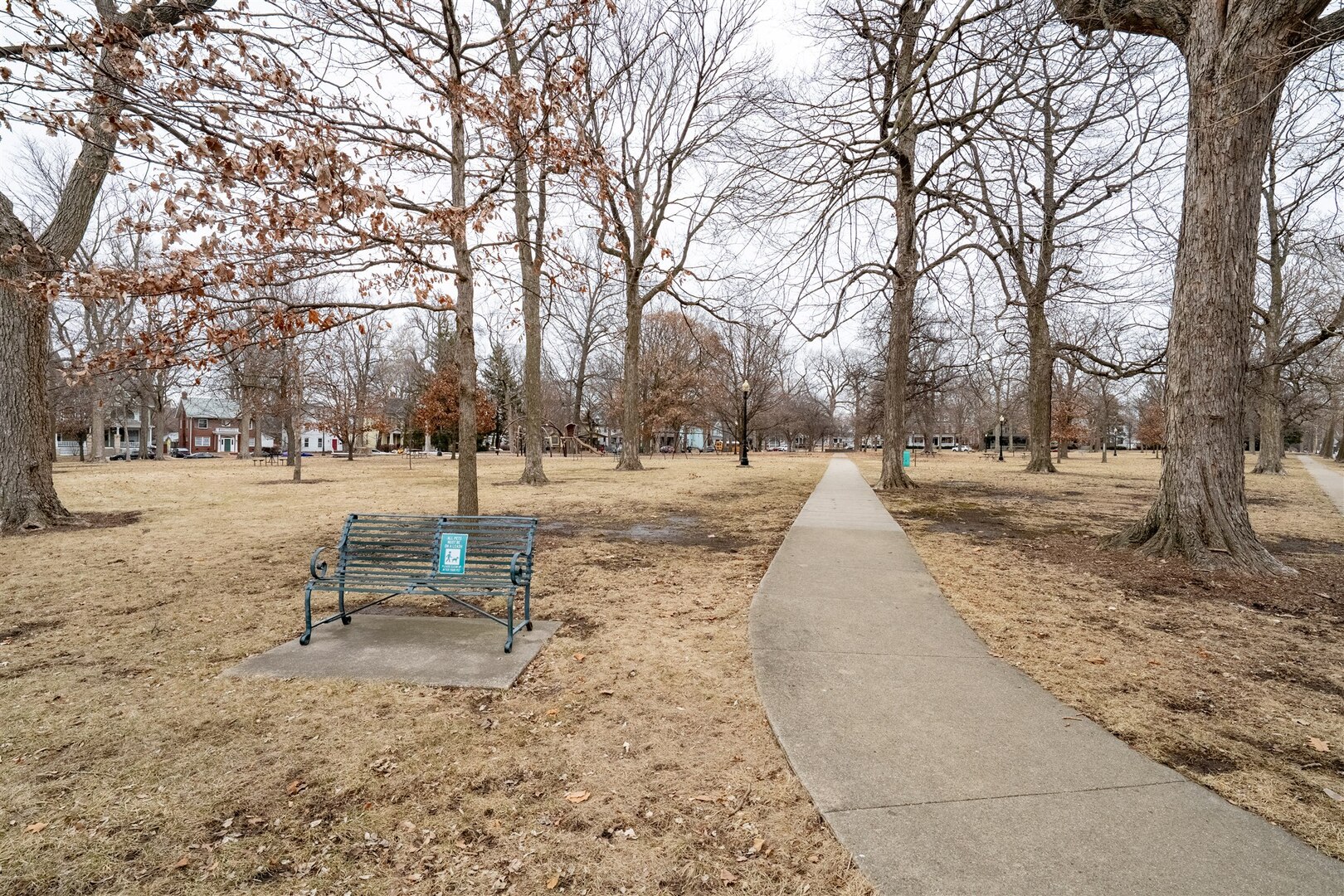 305 East Chestnut Street Bloomington, IL 61701 - Photo 2 of 21