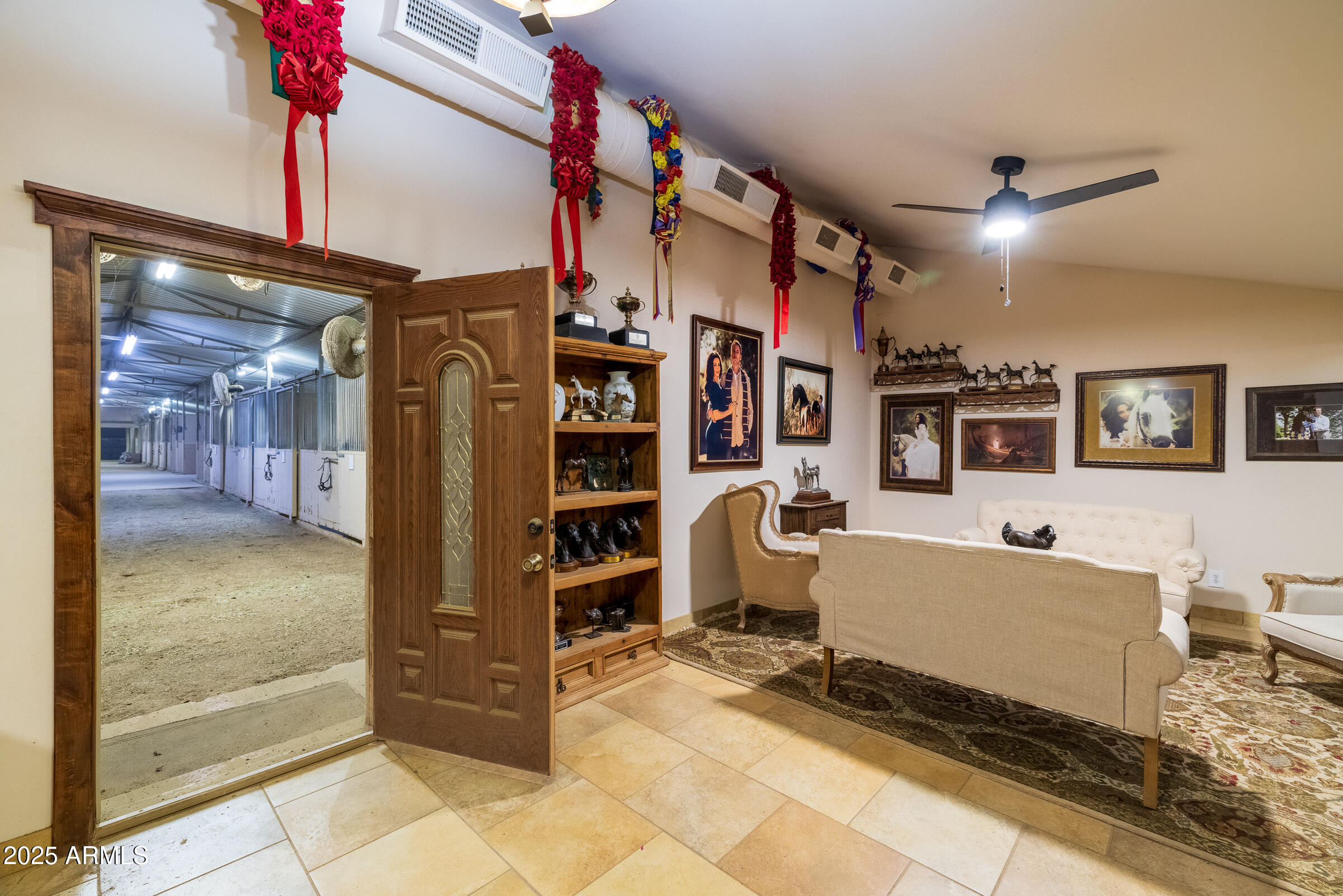 6835 East Peak View Road Scottsdale, AZ 85266 - Photo 33 of 107 barn office