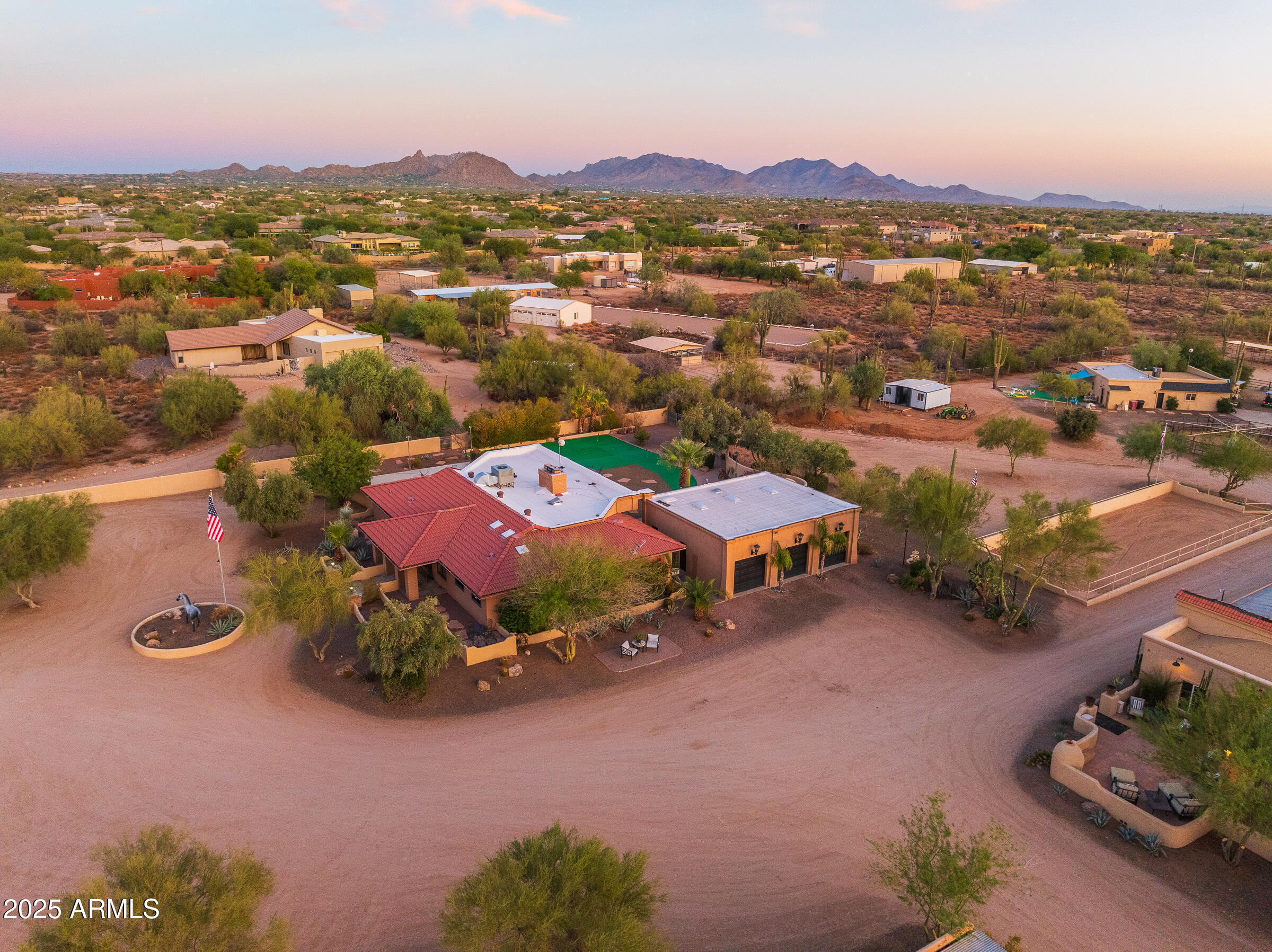 6835 East Peak View Road Scottsdale, AZ 85266 - Photo 42 of 107 side view of main home