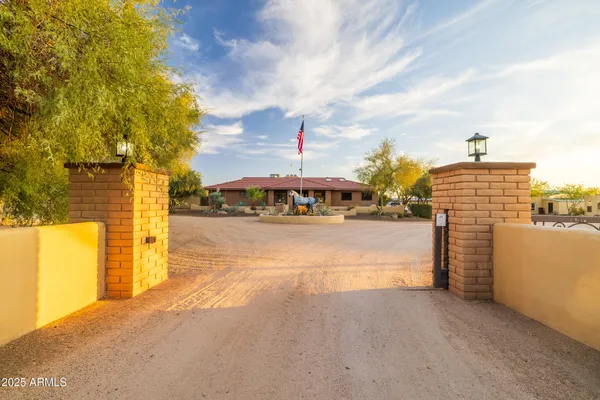 $6,200,000 | 6835 East Peak View Road, Scottsdale, AZ 85266