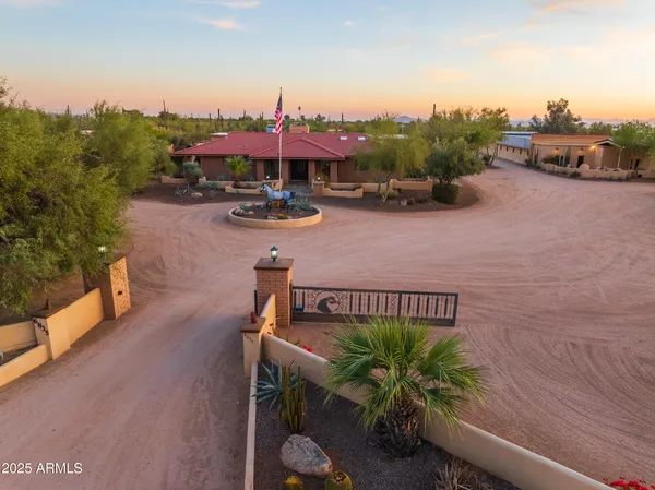 $6,200,000 | 6835 East Peak View Road, Scottsdale, AZ 85266