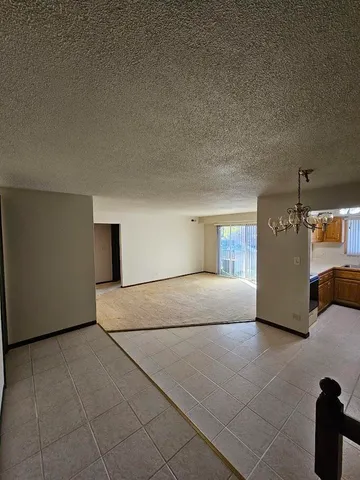 $150,000 | 13613 James Drive, Crestwood, IL 60418