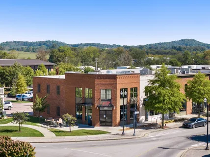 $1,050,000 | 3210 Natoma Circle, Thompson's Station, TN 37179