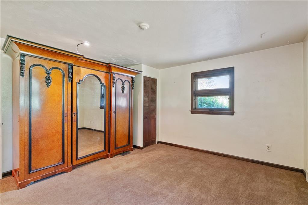 127 Johnston Road Pittsburgh, PA 15241 - Photo 11 of 32 Gallery Image 11