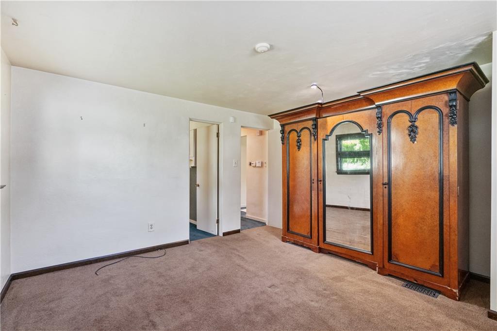 127 Johnston Road Pittsburgh, PA 15241 - Photo 12 of 32 Gallery Image 12