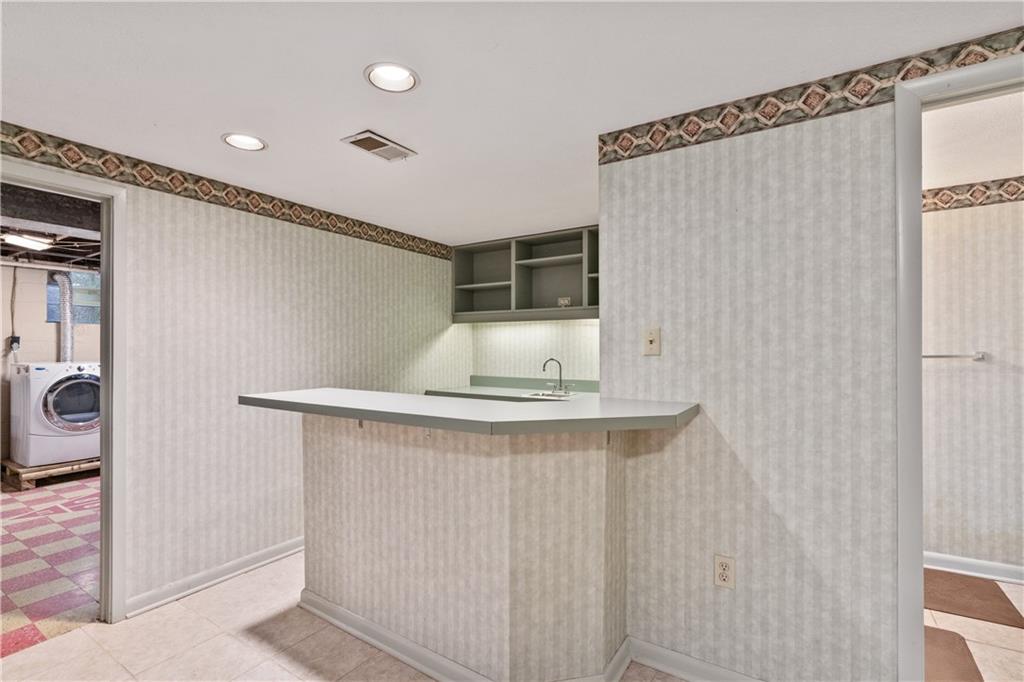 127 Johnston Road Pittsburgh, PA 15241 - Photo 21 of 32 Gallery Image 21
