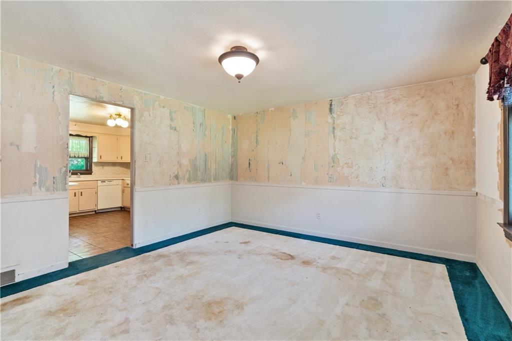 127 Johnston Road Pittsburgh, PA 15241 - Photo 4 of 32 Gallery Image 4