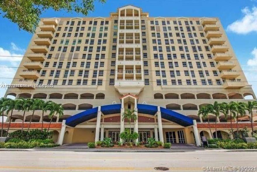 2351 Douglas Road, Unit 908 Miami, FL 33145 - Photo 27 of 37 front view of a building