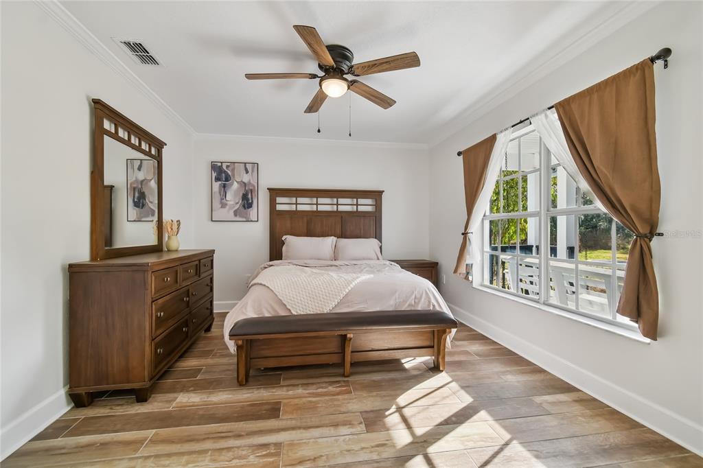 2513 North Valrico Road Seffner, FL 33584 - Photo 35 of 76