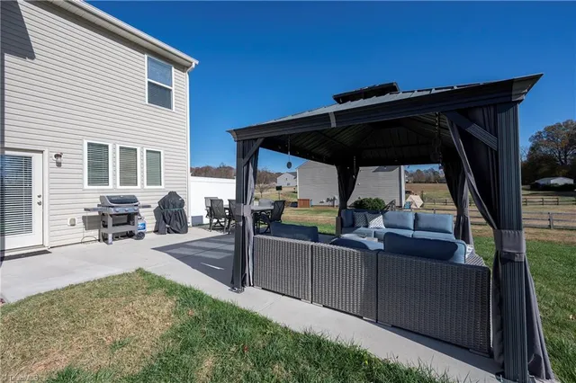 $434,900 | 112 Scotch Moss Drive, Advance, NC 27006