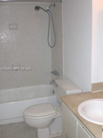 150 Southeast 25th Road, Unit 7D Miami, FL 33129 - Photo 11 of 12
