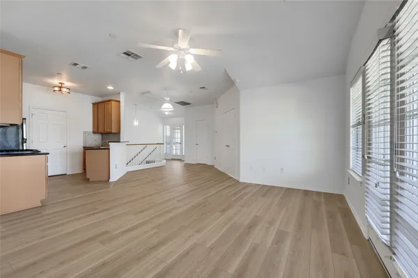 $250,000 | 9201 Brodie Lane, Unit 2501, Austin, TX 78748
