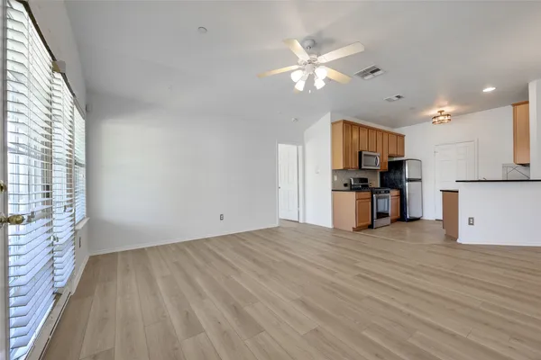 $250,000 | 9201 Brodie Lane, Unit 2501, Austin, TX 78748