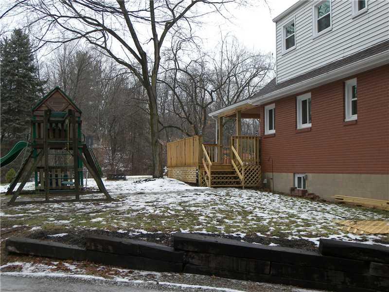 69 Grubbs Road Cheswick, PA 15024 - Photo 19 of 22 Exterior Front.