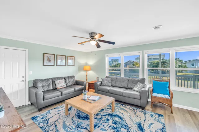 $2,800 | 928 East Dolphin Drive, Oak Island, NC 28465