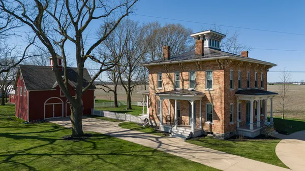 $549,900 | 15501 Indian Prairie Road, White Pigeon, MI 49099