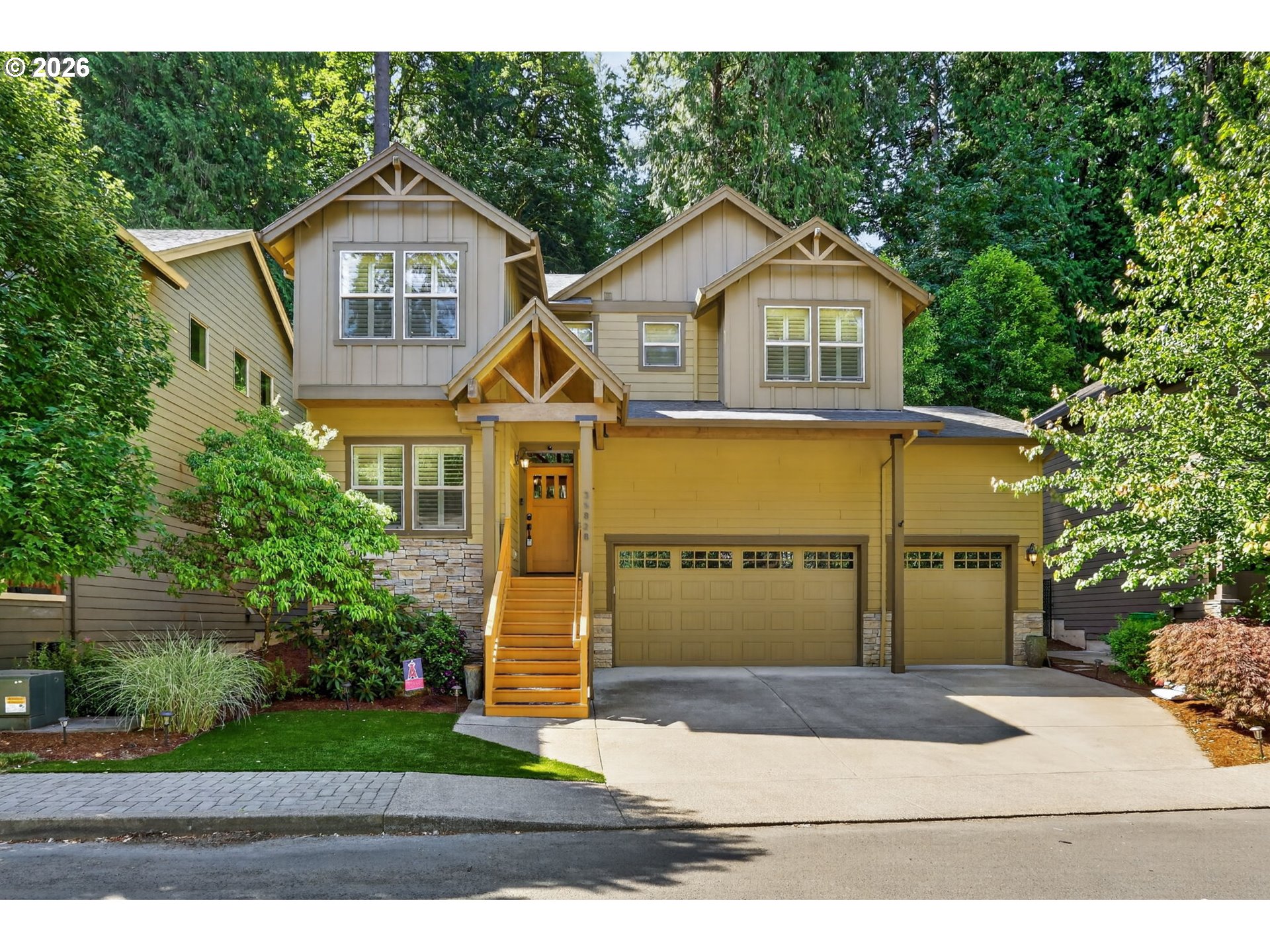 35828 Chinook Street Sandy, OR 97055 - Photo 1 of 31