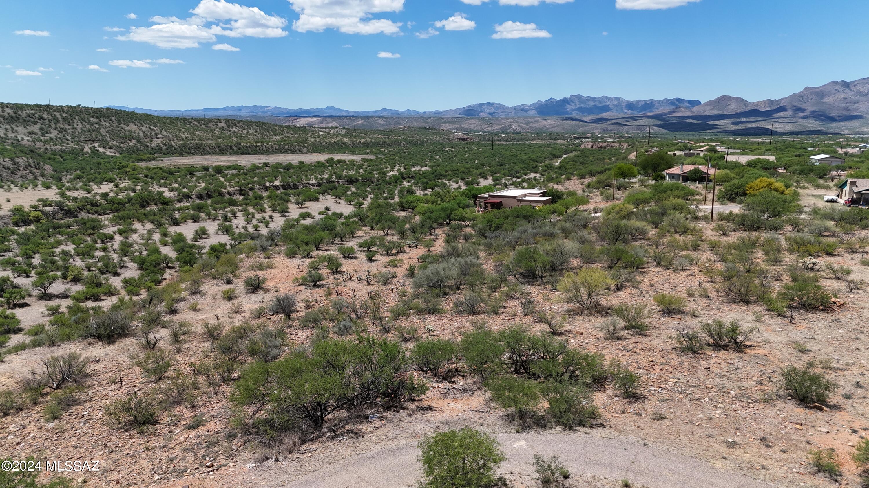 1796 Pillares Court, Unit 35 Rio Rico, AZ 85648 - Photo 6 of 10