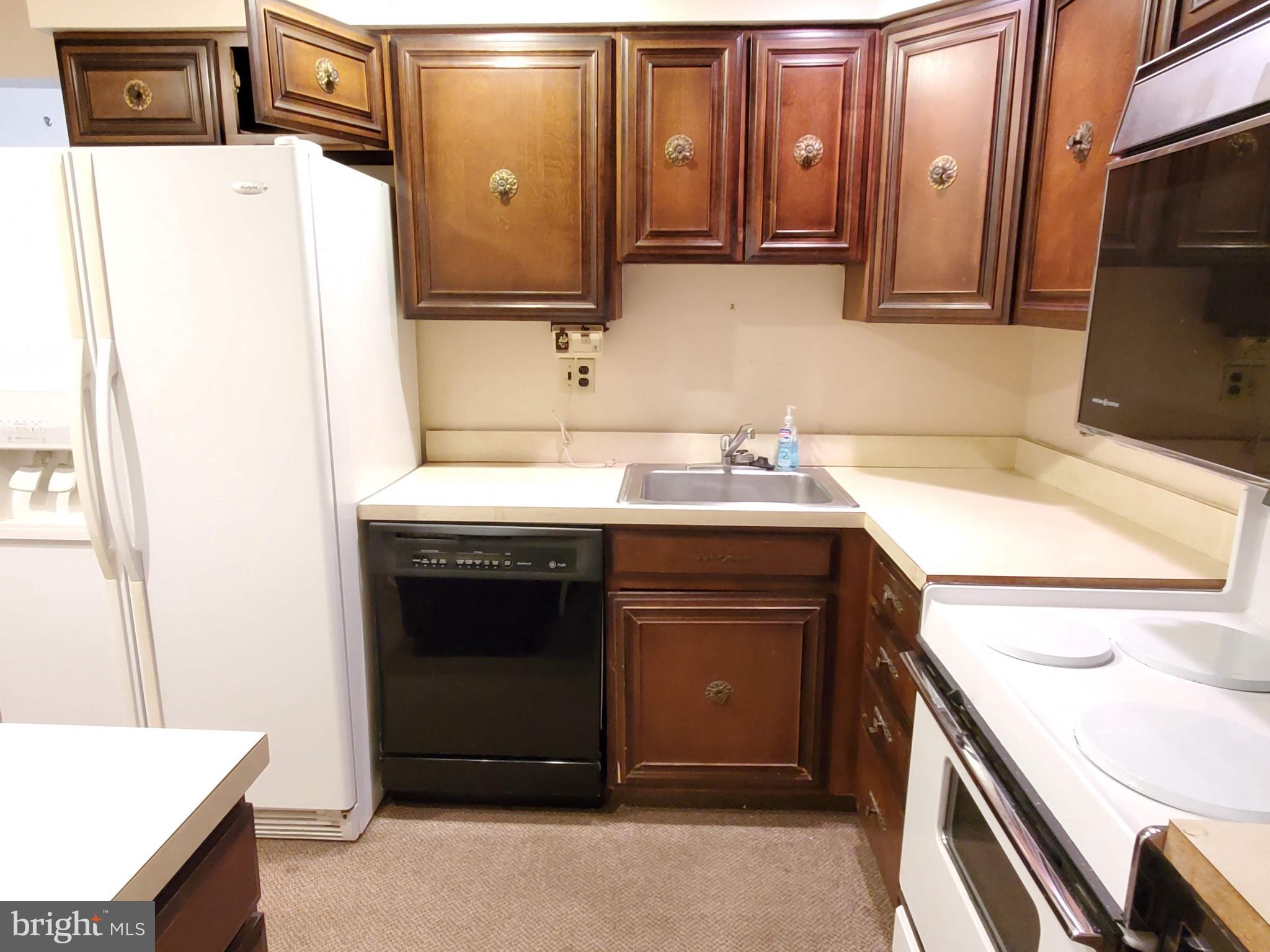 157 Uxbridge, Unit 157 Cherry Hill, NJ 08034 - Photo 5 of 26