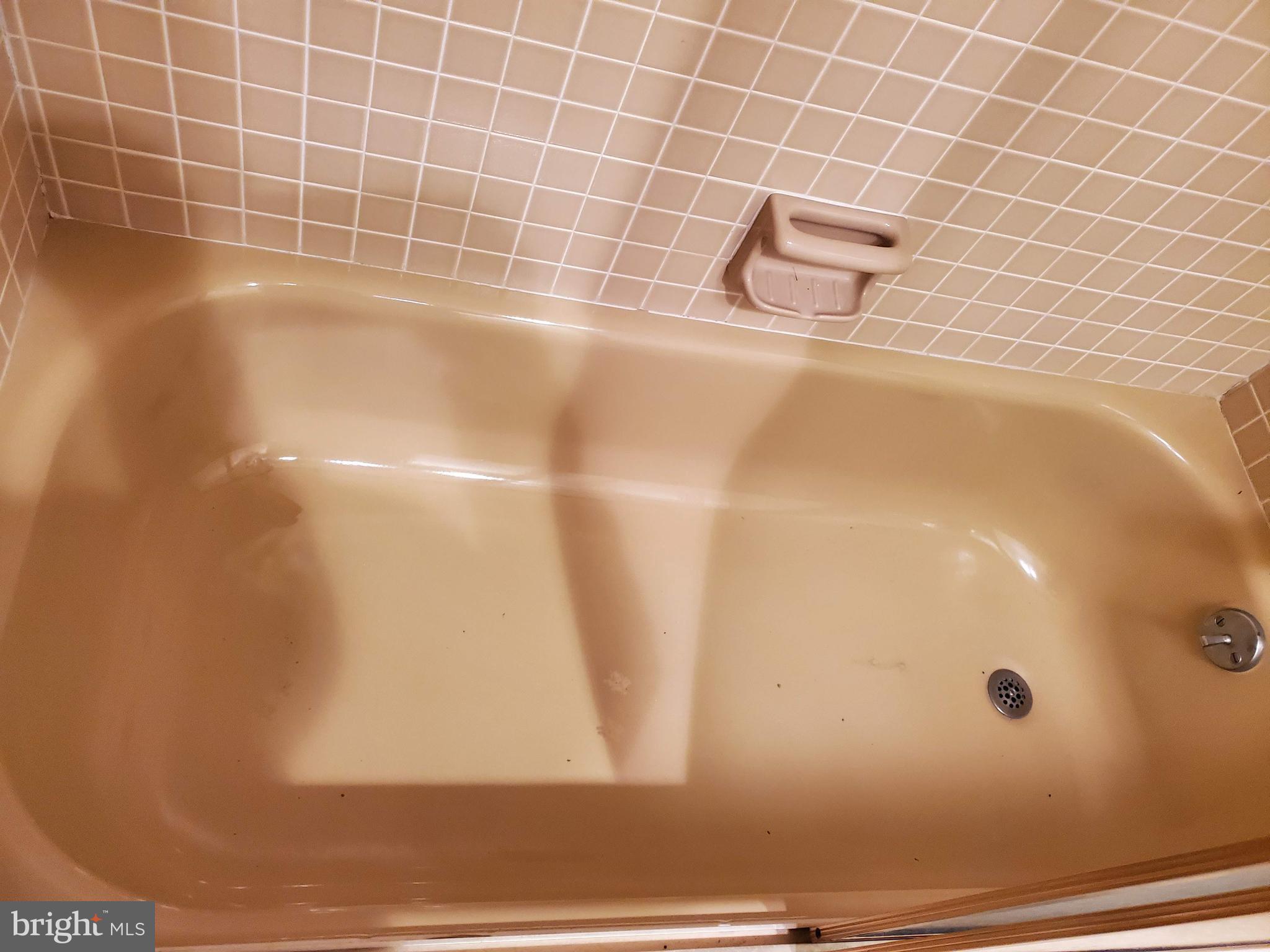 157 Uxbridge, Unit 157 Cherry Hill, NJ 08034 - Photo 9 of 26 Bathroom2