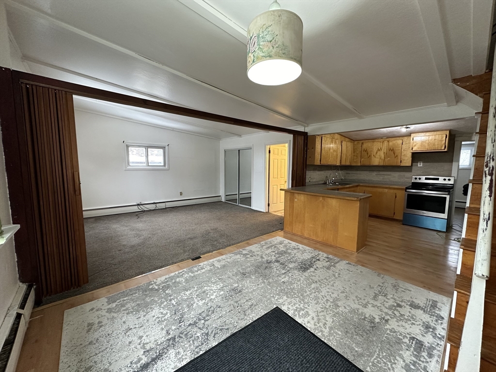 1 A Wayside Road Worcester, MA 01605 - Photo 3 of 10 Gallery Image 3