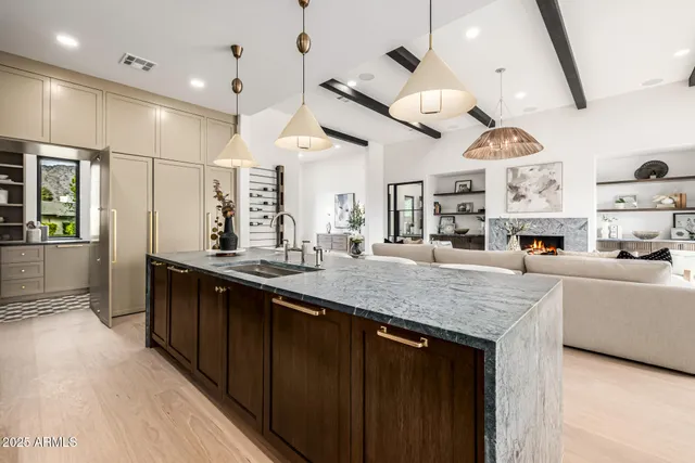 $4,175,000 | 5739 East Calle Del Paisano, Phoenix, AZ 85018