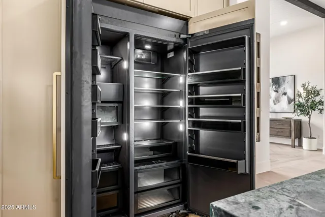 $4,175,000 | 5739 East Calle Del Paisano, Phoenix, AZ 85018