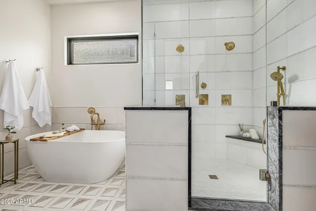 $4,175,000 | 5739 East Calle Del Paisano, Phoenix, AZ 85018