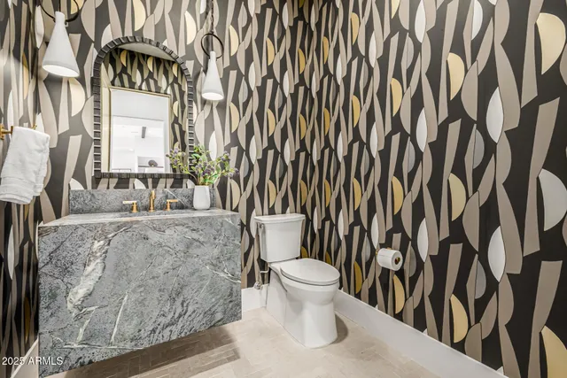 $4,175,000 | 5739 East Calle Del Paisano, Phoenix, AZ 85018