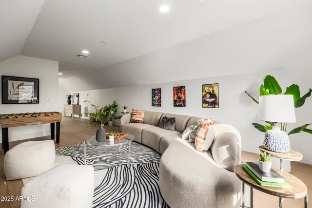 $4,175,000 | 5739 East Calle Del Paisano, Phoenix, AZ 85018