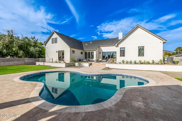 $4,175,000 | 5739 East Calle Del Paisano, Phoenix, AZ 85018