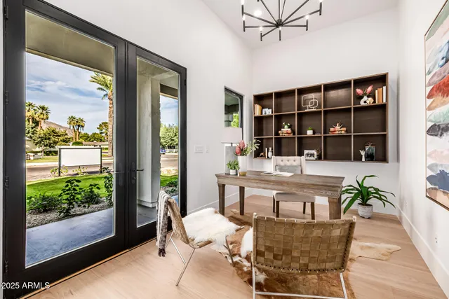 $4,175,000 | 5739 East Calle Del Paisano, Phoenix, AZ 85018
