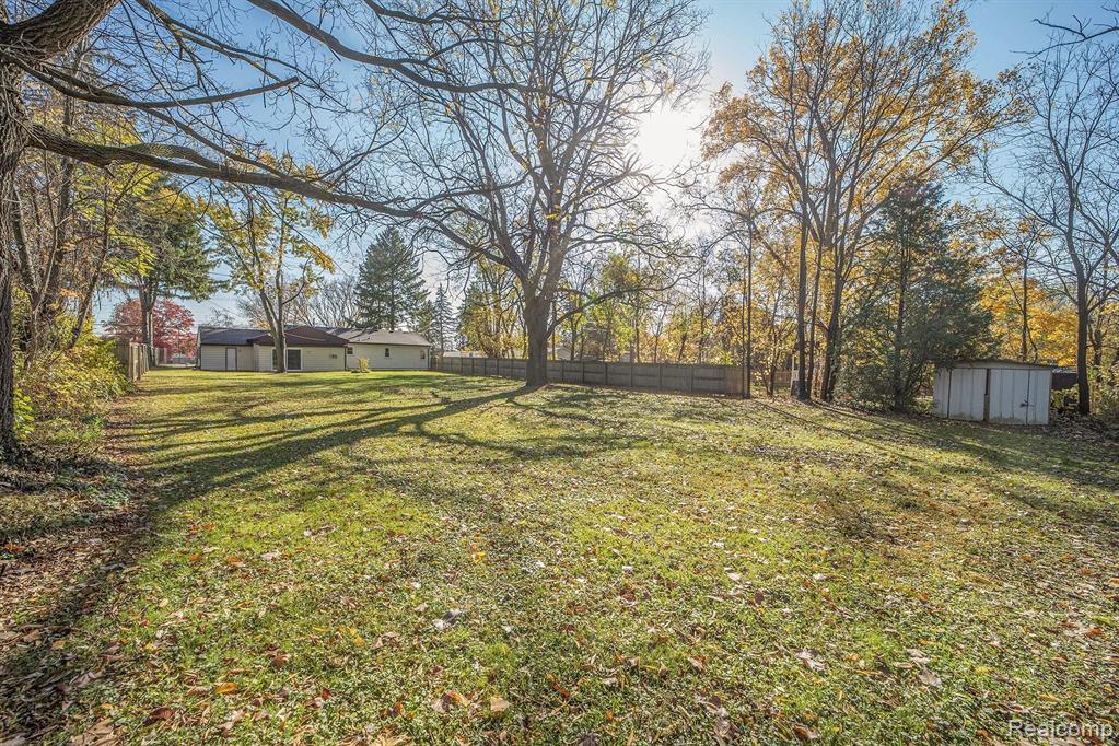 5631 Livernois Road Troy, MI 48098 - Photo 23 of 24