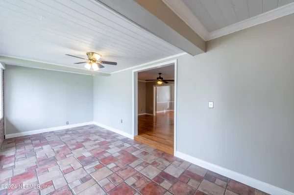$1,950 | 4343 Pinewood Avenue, Jacksonville, FL 32207