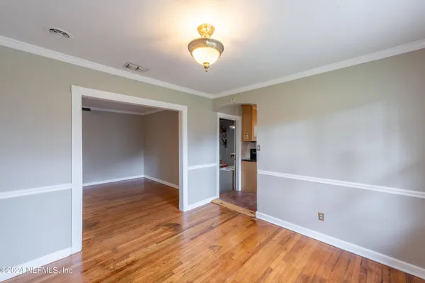 $1,950 | 4343 Pinewood Avenue, Jacksonville, FL 32207