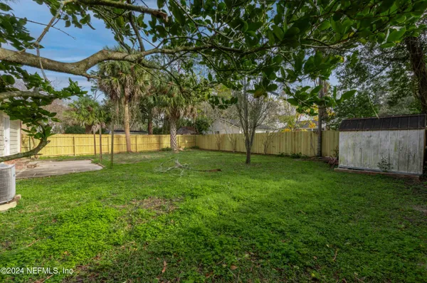 $1,950 | 4343 Pinewood Avenue, Jacksonville, FL 32207