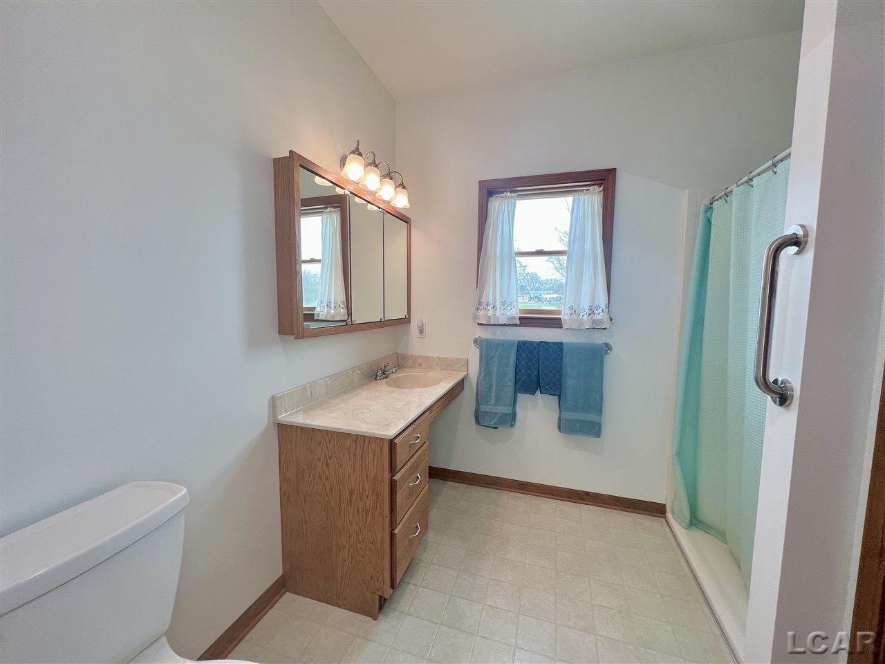 2121 Sutton Road Adrian, MI 49221 - Photo 21 of 40 50071503-20.JPG