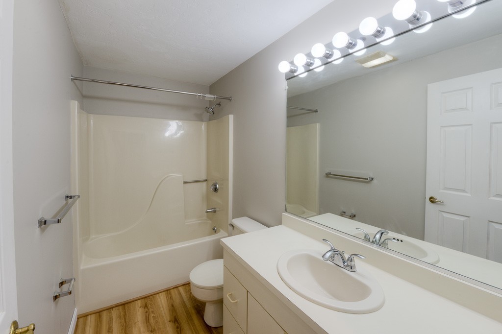 44 Elm Street, Unit 306 Worcester, MA 01609 - Photo 17 of 19
