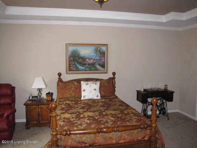 8315 Lacevine Road Louisville, KY 40220 - Photo 20 of 45 IMG_6831
