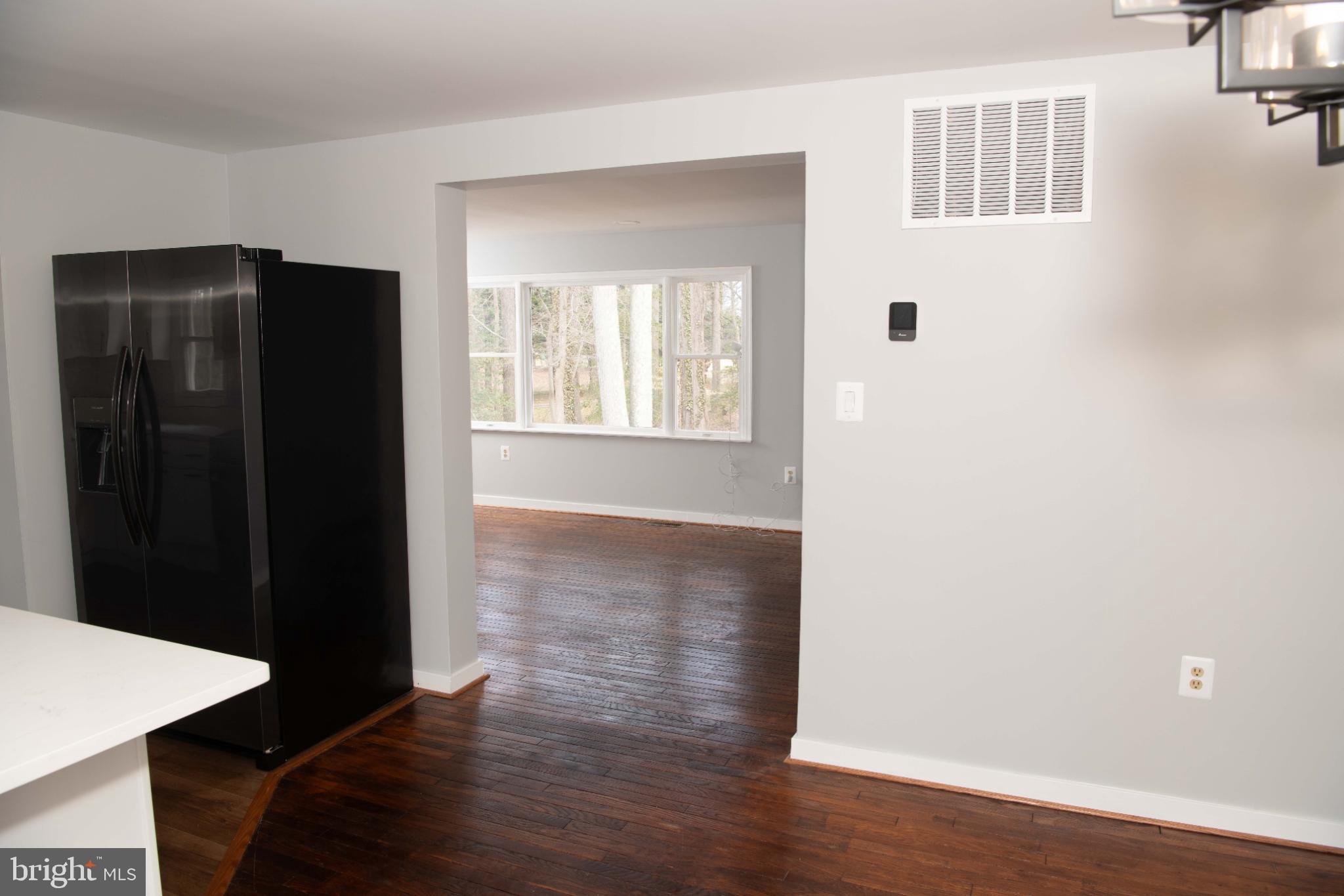 4785 Mountain Road Pasadena, MD 21122 - Photo 12 of 30 Modern open layout with natural light.