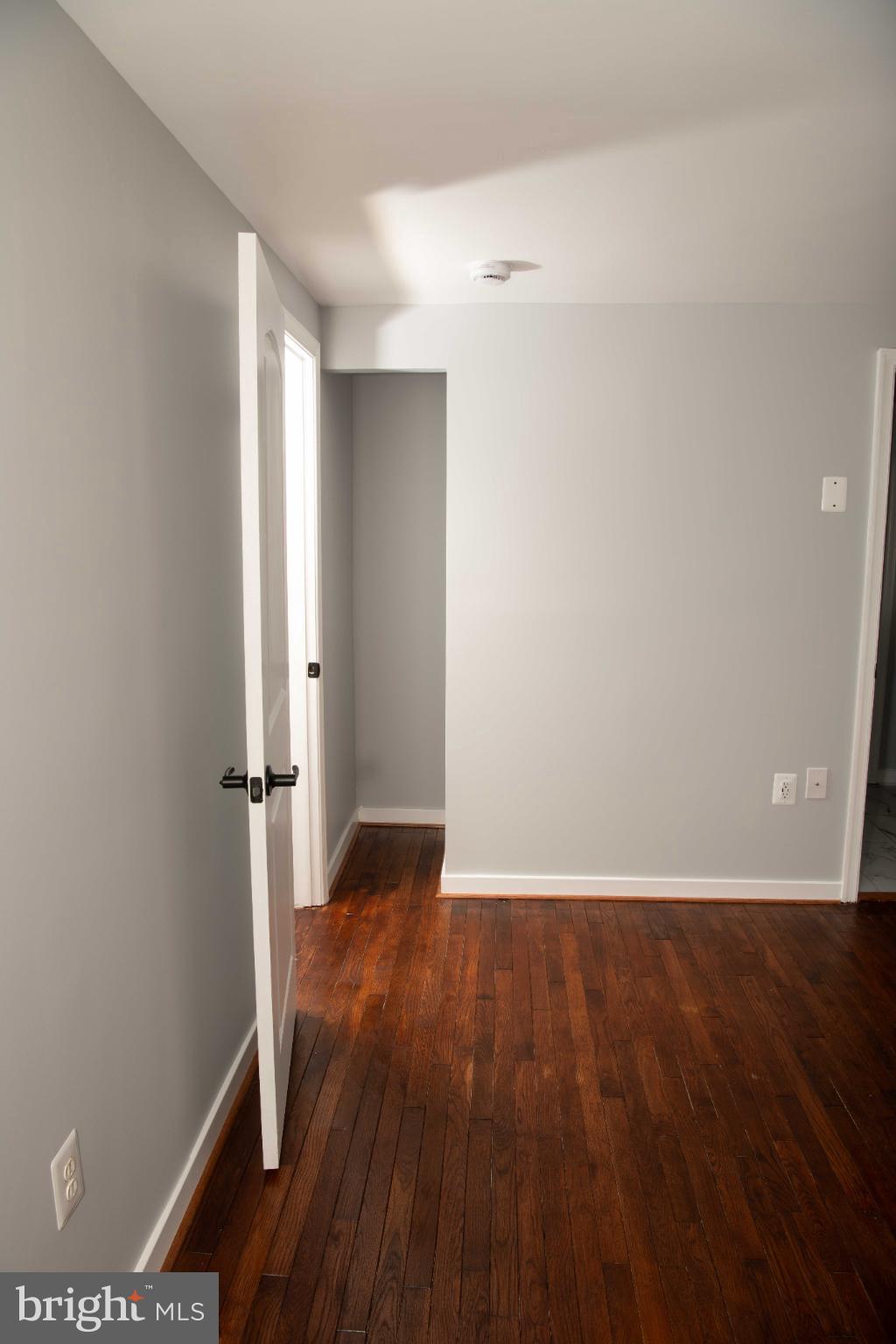4785 Mountain Road Pasadena, MD 21122 - Photo 29 of 30 Bright and inviting entryway with hardwood floors.