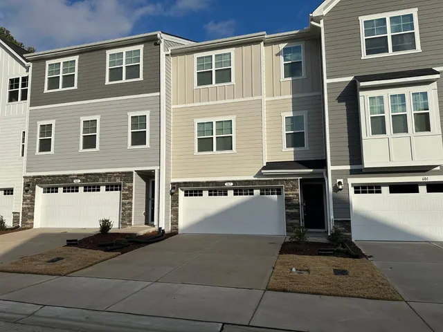 $2,395 | 507 Tova Fls Drive, Durham, NC 27703