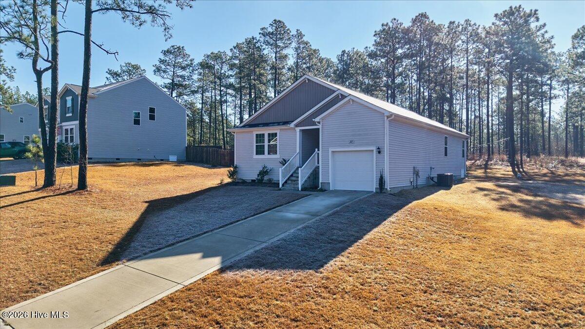 227 Mildred Way Aberdeen, NC 28315 - Photo 4 of 62 04-4_227 Mildred Wy, Aberdeen, NC, 28315