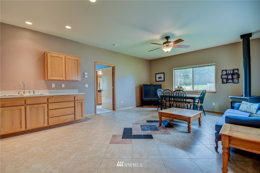 28504 State Rte 20 Oak Harbor, WA 98277 - Photo 16 of 25